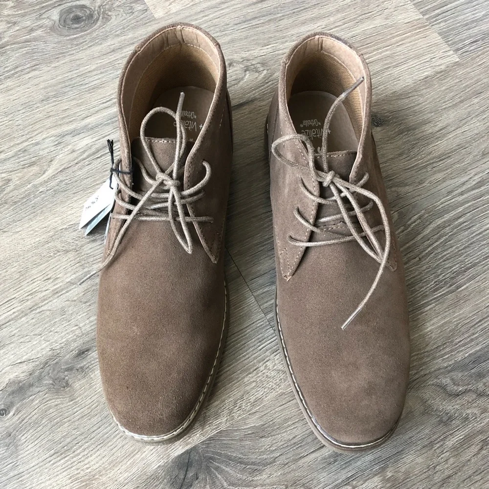 Men’s Shoes - Picture 2 of 4